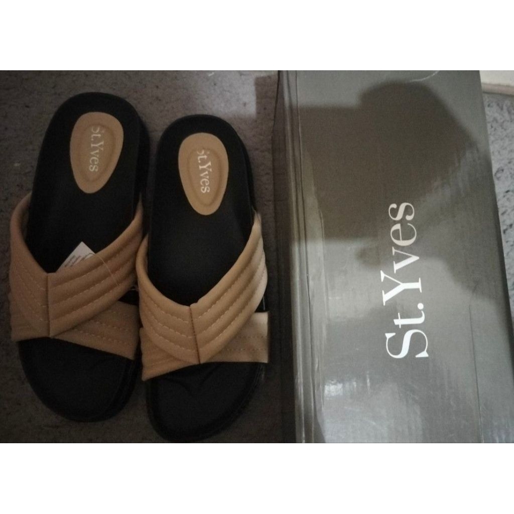 sandal st yves