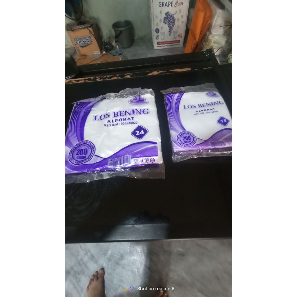 Kantong Plastik Kresek Putih Bening