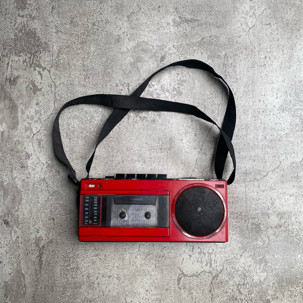 Tape Mini Boombox Sharp