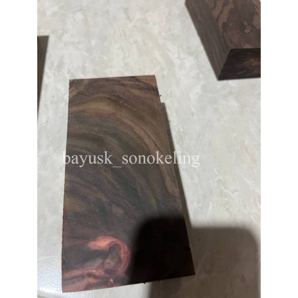Bahan gagang kayu sonokeling serat ruwet/akar | bahan kerajinan