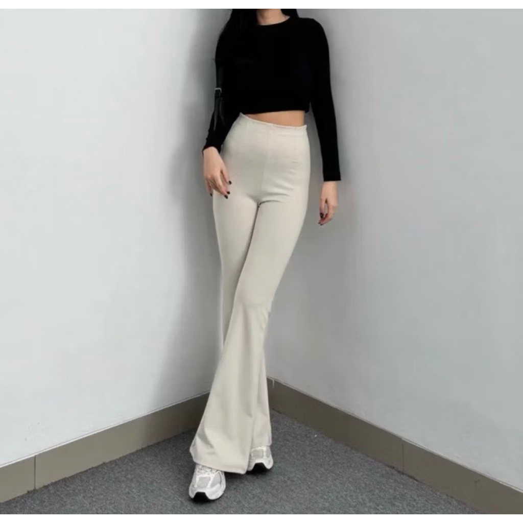 Preloved celana cutbray highwist scuba