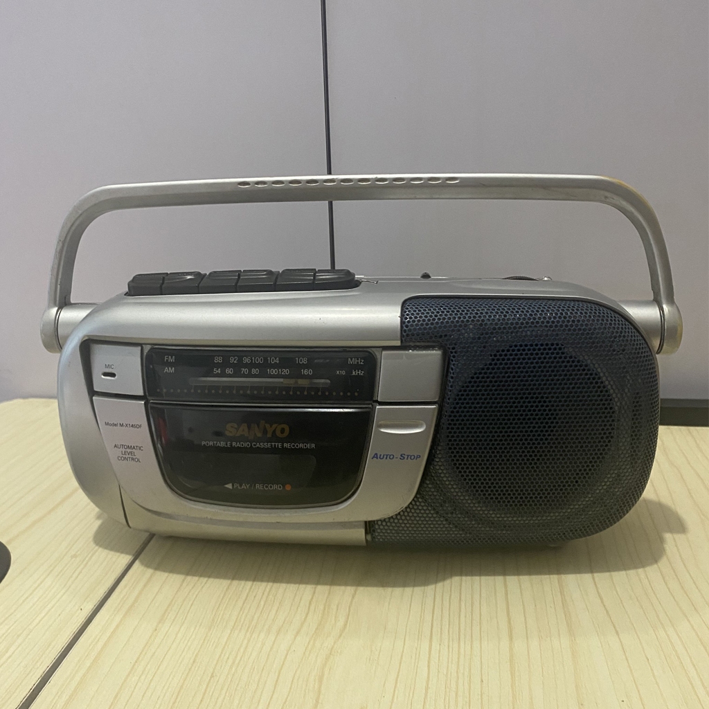 Tape Mini Jadul SANYO Kondisi MATOT masih mulus