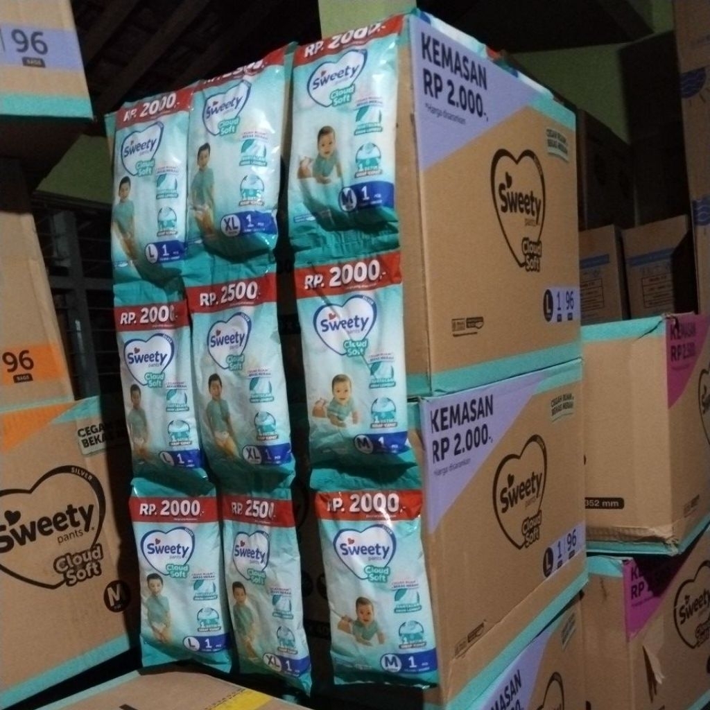 1karton sweety silver 16 renceng x 6saset  XL/L/M