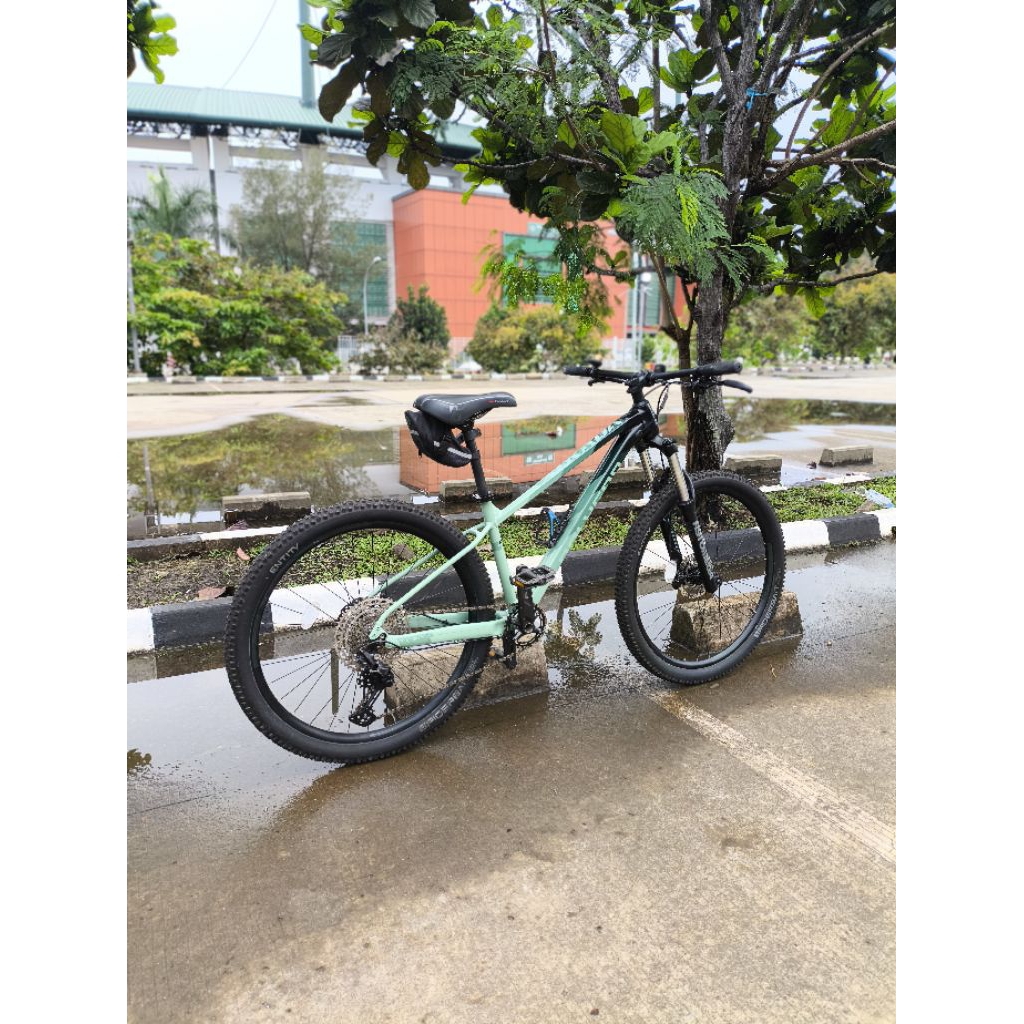 Sepeda MTB Polygon Xtrada 6 Size S 27.5