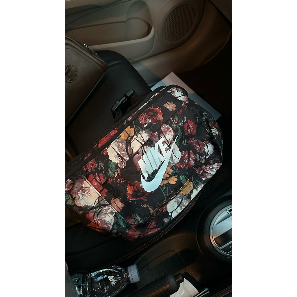 NIKE NK TECH HIP PACK FLORAL CROSSBODY BAG