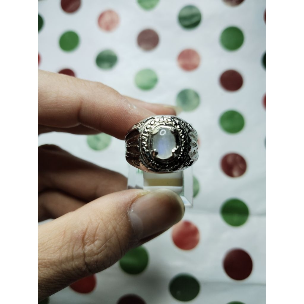 BATU AKIK BIDURI BULAN