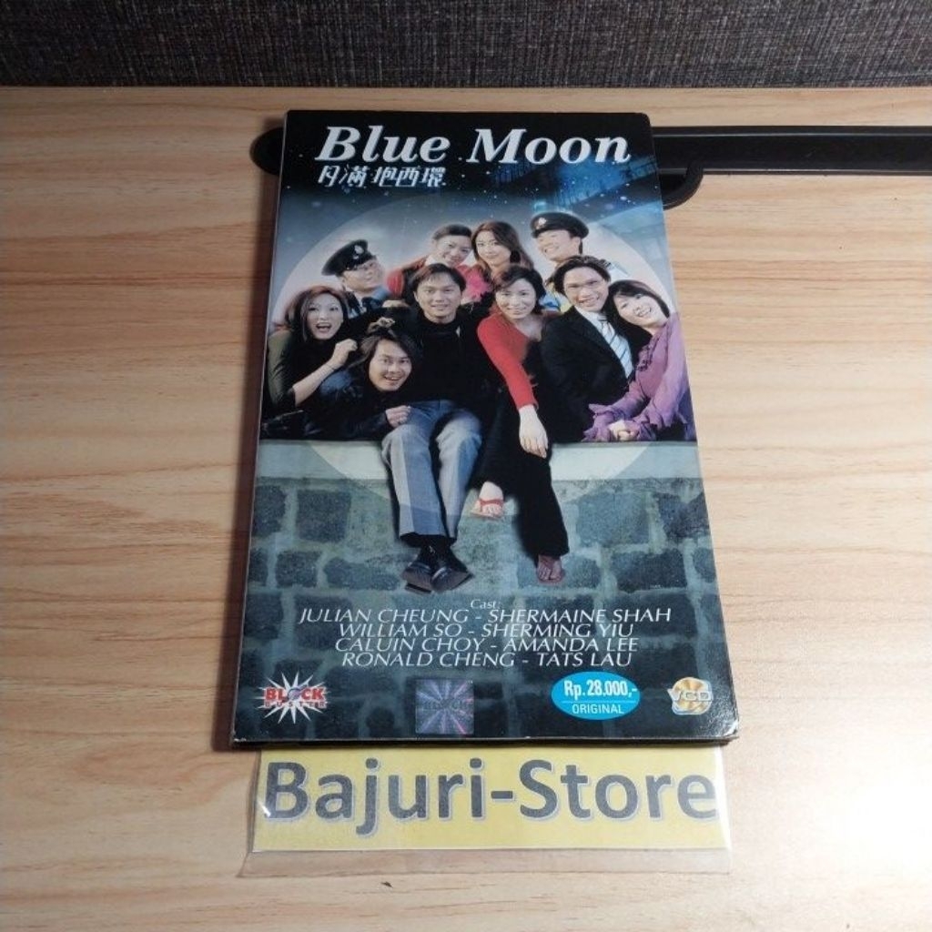 VCD Mandarin "Blue Moon"/Casting "Julian Cheung" "Shermaine Shah" "William So" "Sherming Yiu" "Calui