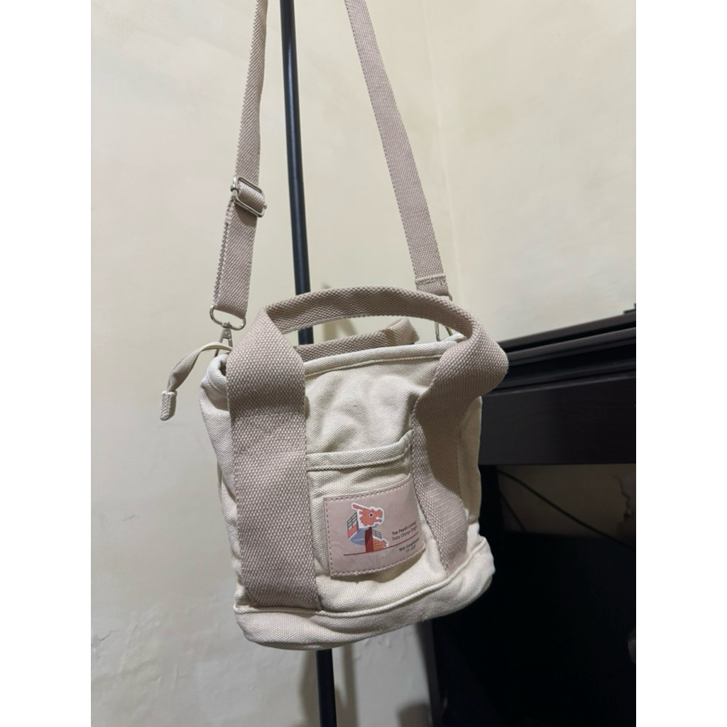 like new canvas beige sling bag lucu unik coklat muda krem puth white gading tulang coksu remaja ana