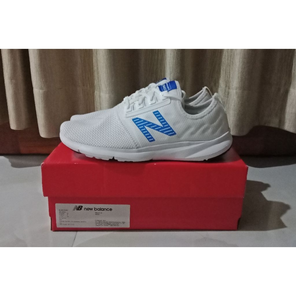 Sepatu New Balance Coast V4 Original White Blue