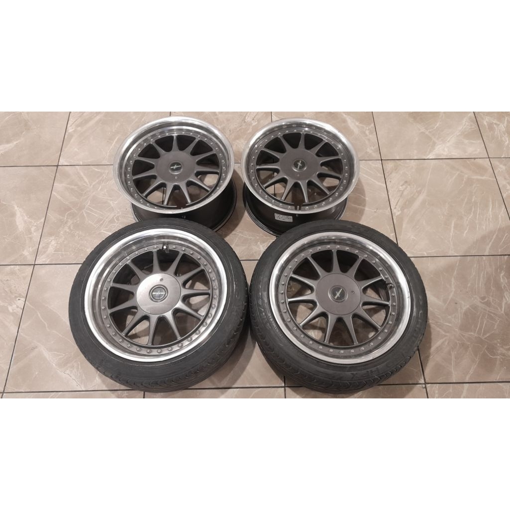 Velg bekas mobil racing hartge ring 17 lebar 7.5/8.5 baut 8x100/114.3 velg only