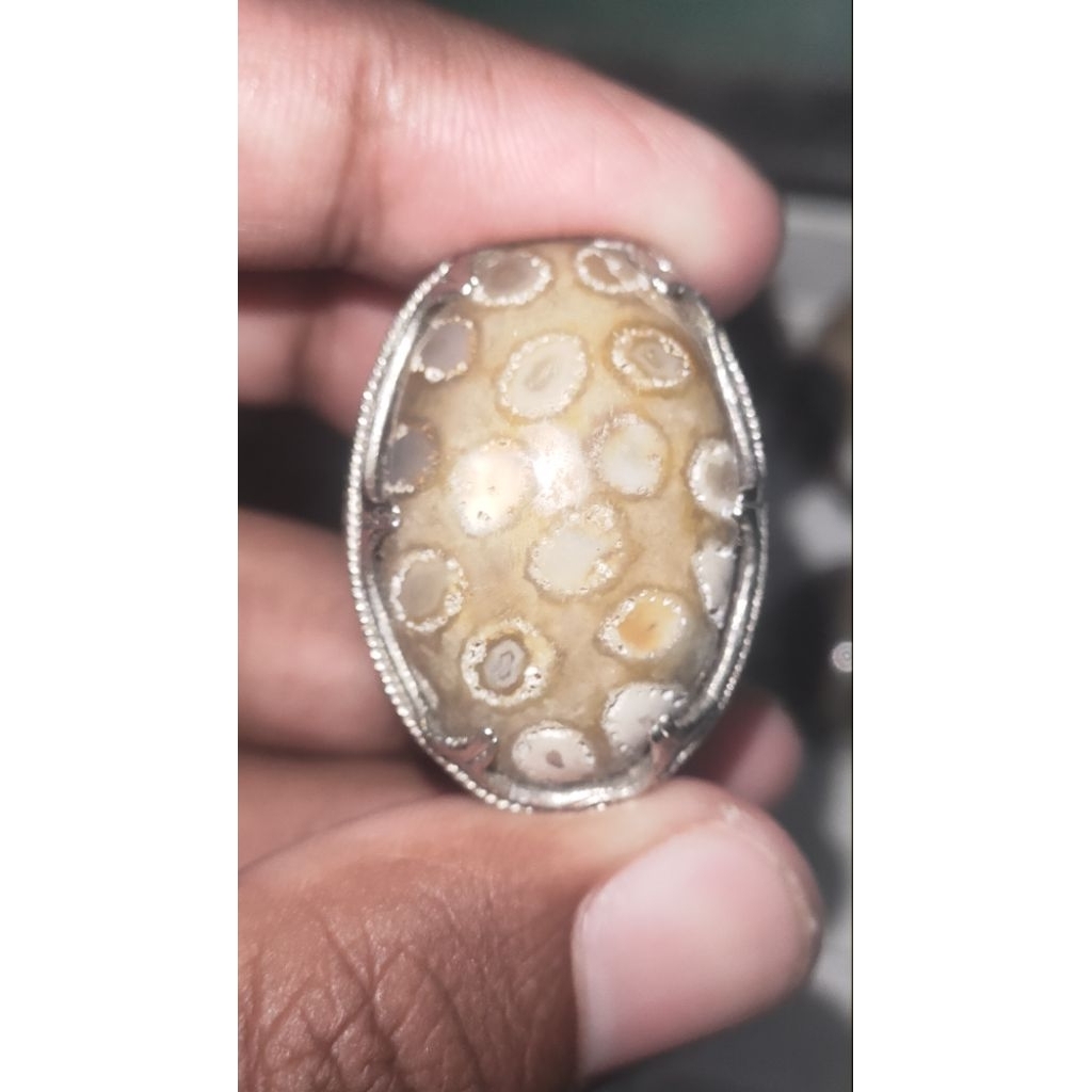 batu akik Jamal Madura lawasan sakral