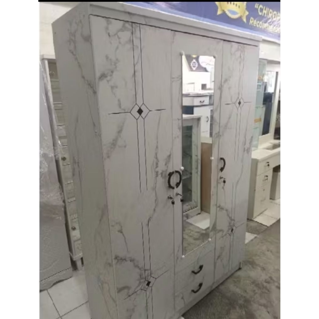 Lemari Pakaian Padu 3 pintu (Medan)