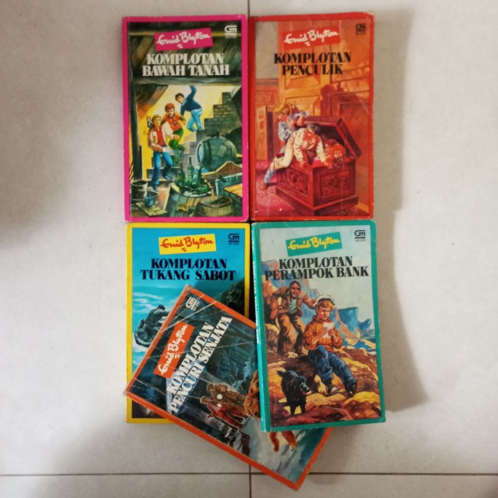 Paket Serial Komplotan - Enid Blyton