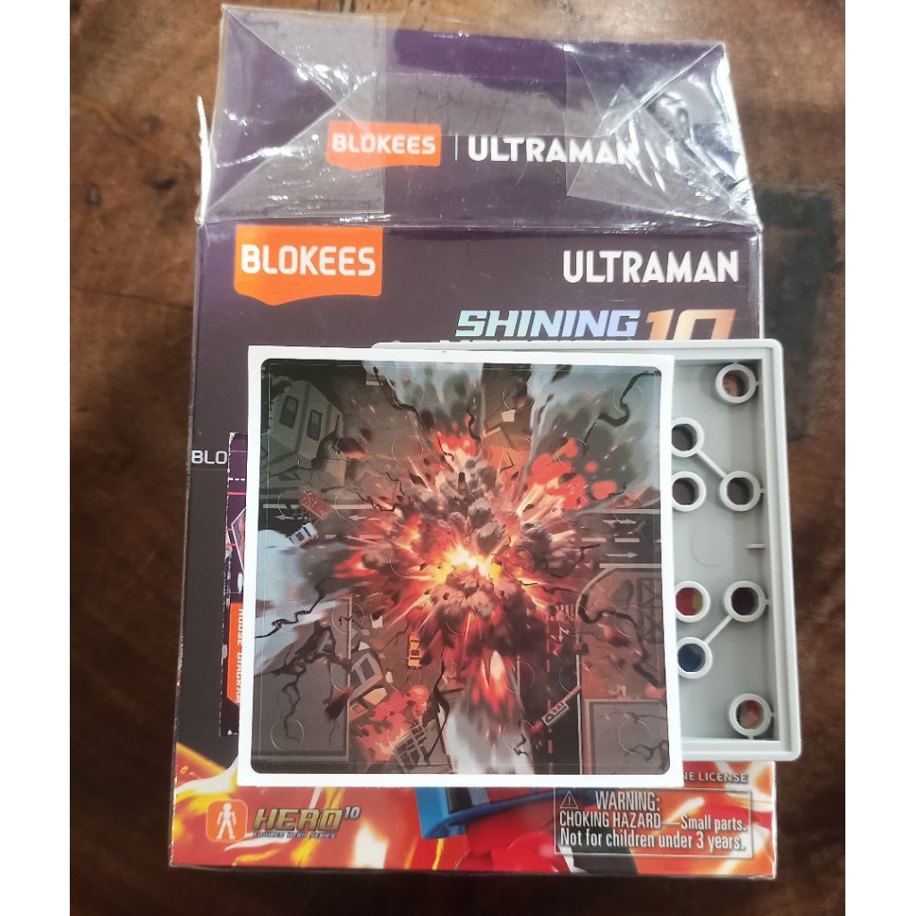 Blokees Ultraman Shining Version 10 (SV10) - Secret Ultraman Orb Thunder Breastar (OFC)