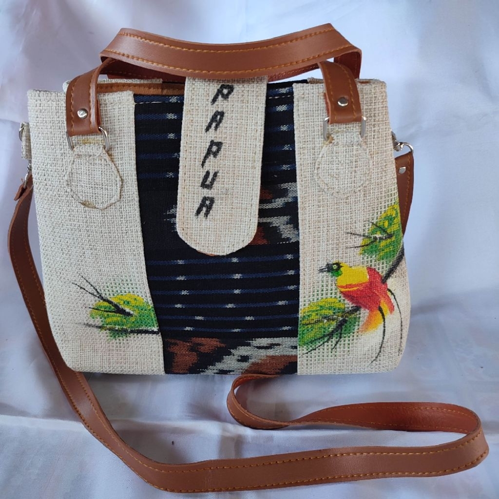 Tas selempang Wanita Papua Handbag Motif Cendrawasih