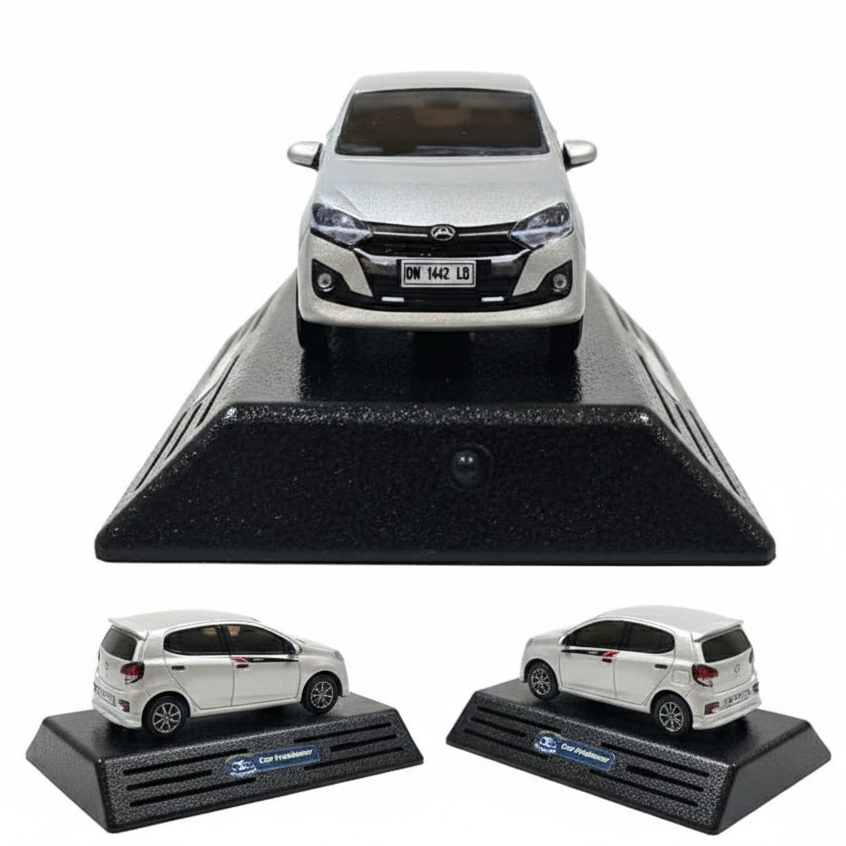 (Skala 1 : 45) Pajangan Interior Mobil Miniatur Ayla 2019