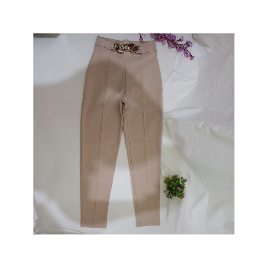 PRELOVED CELANA KULOT SCUBA