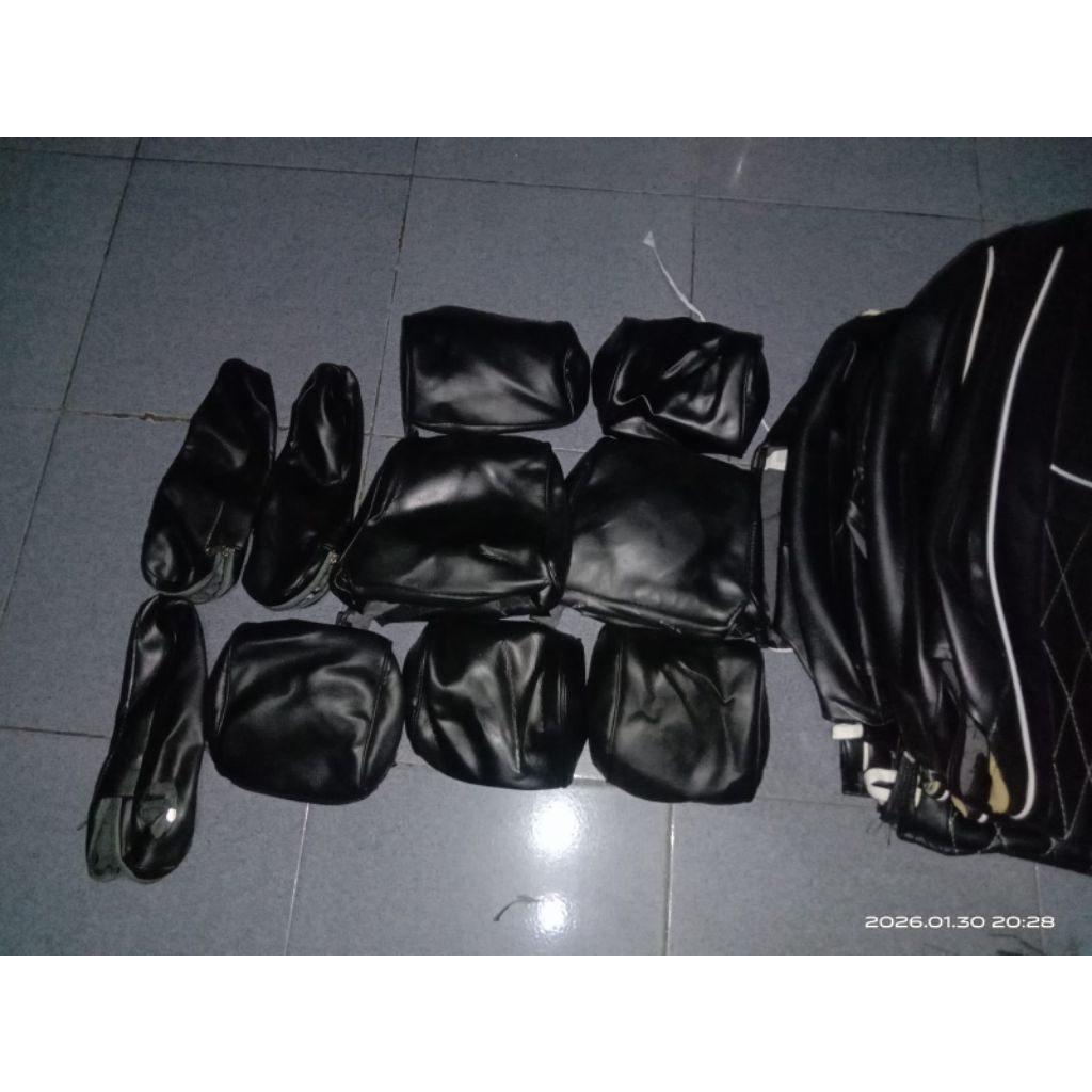 sarung jok sienta second