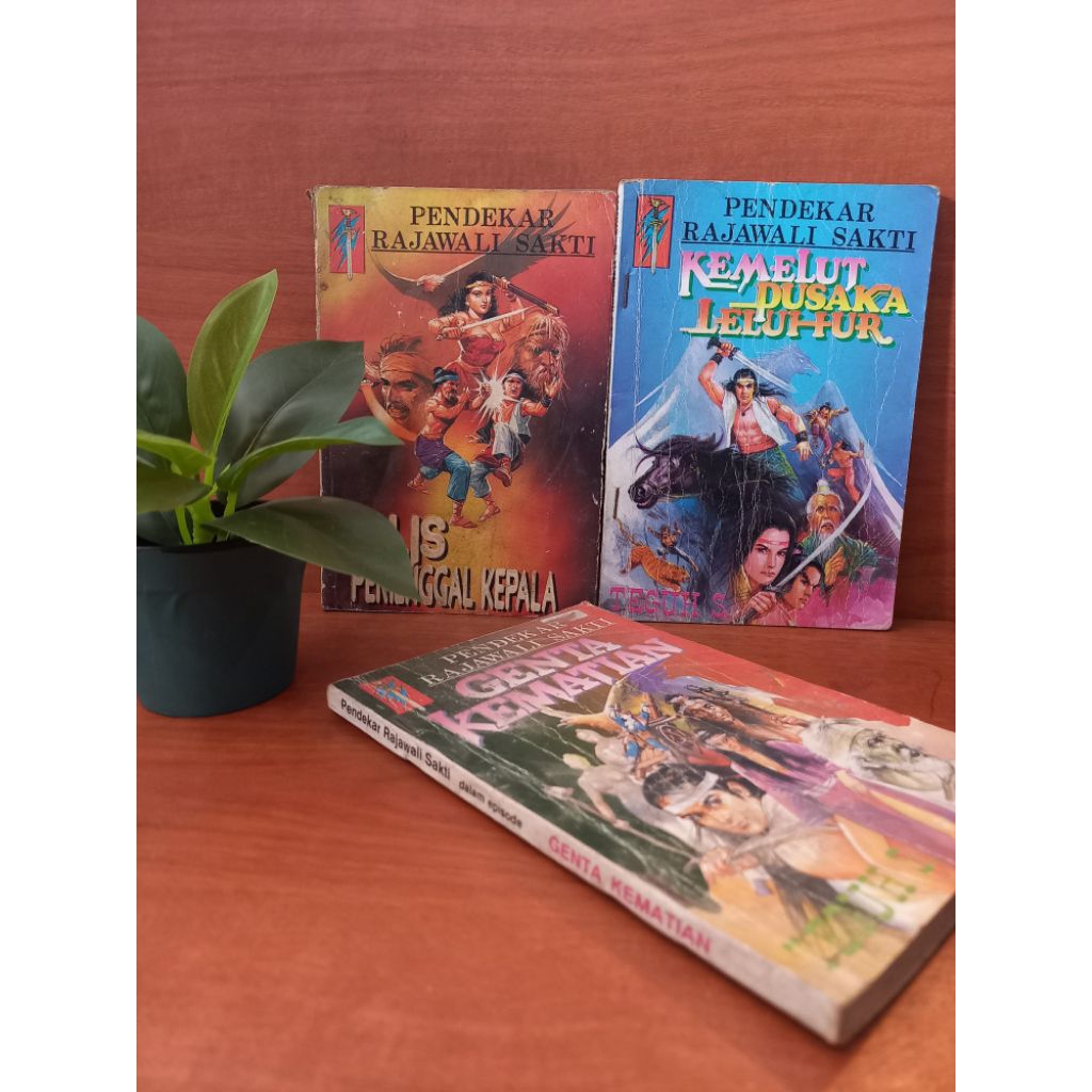 CERITA SILAT PENDEKAR RAJAWALI SAKTI / KEMELUT PUSAKA LELUHUR / PAKET 3BUKU
