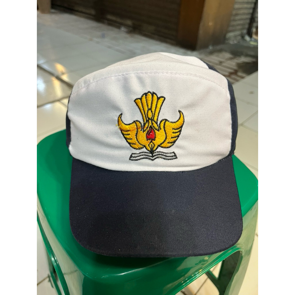 topi sekolah smp bordir bahan drill