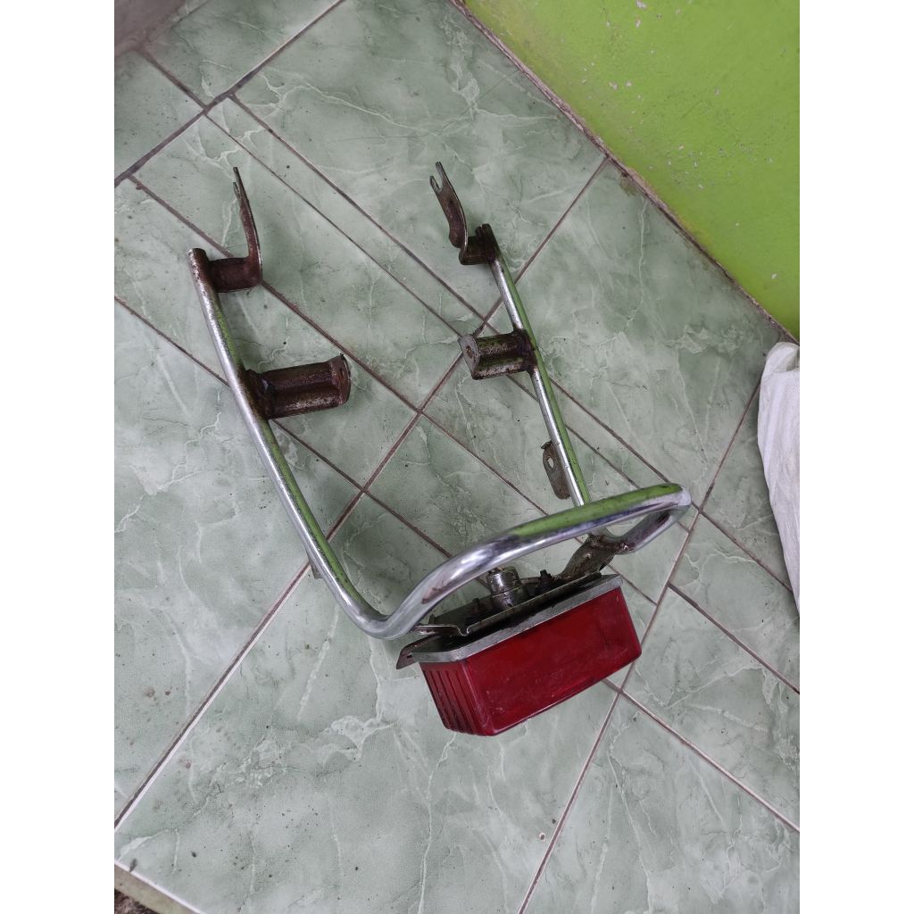 Behel Suzuki A100 set stoplamp