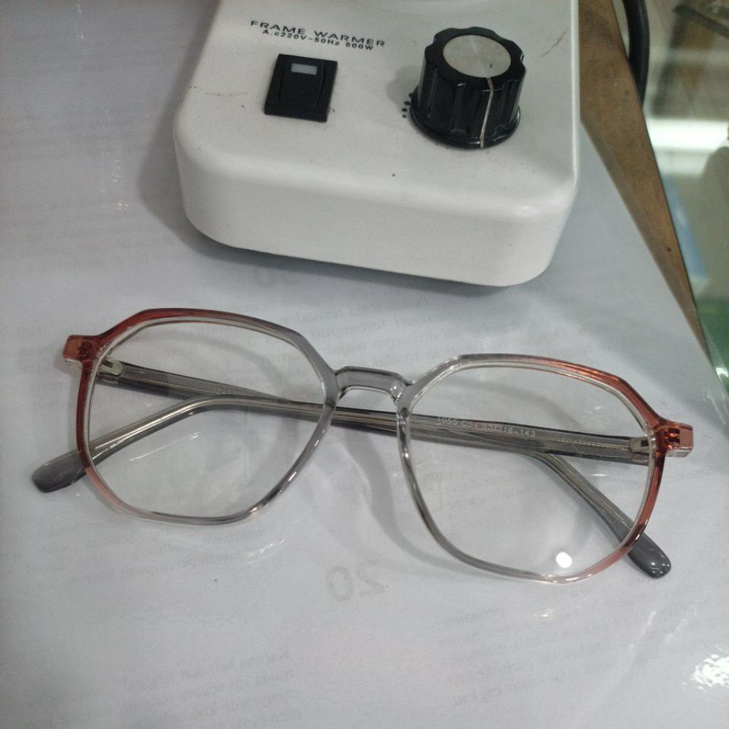 Frame kacamata alury 1056