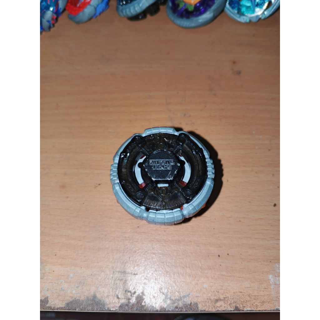 Beyblade metal fight Infinity Libra