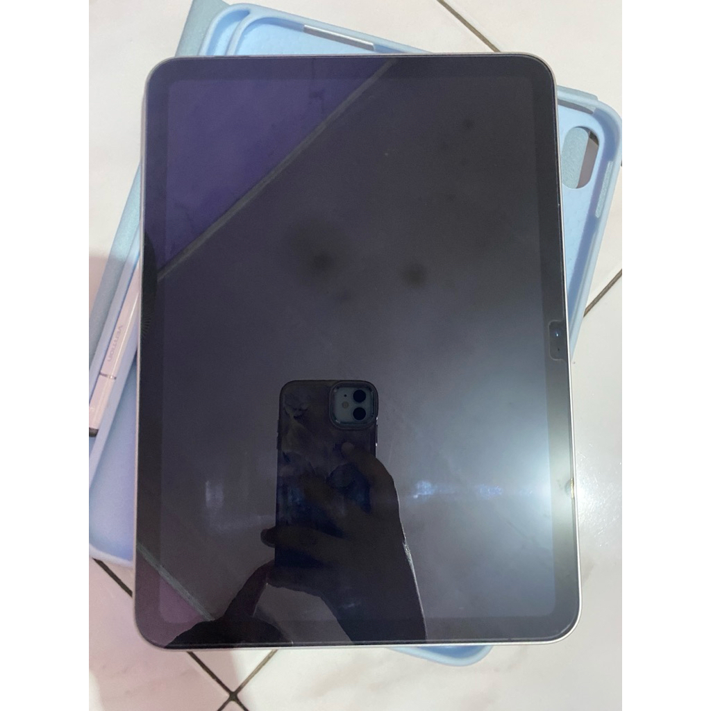 iPad gen 11 - second unit