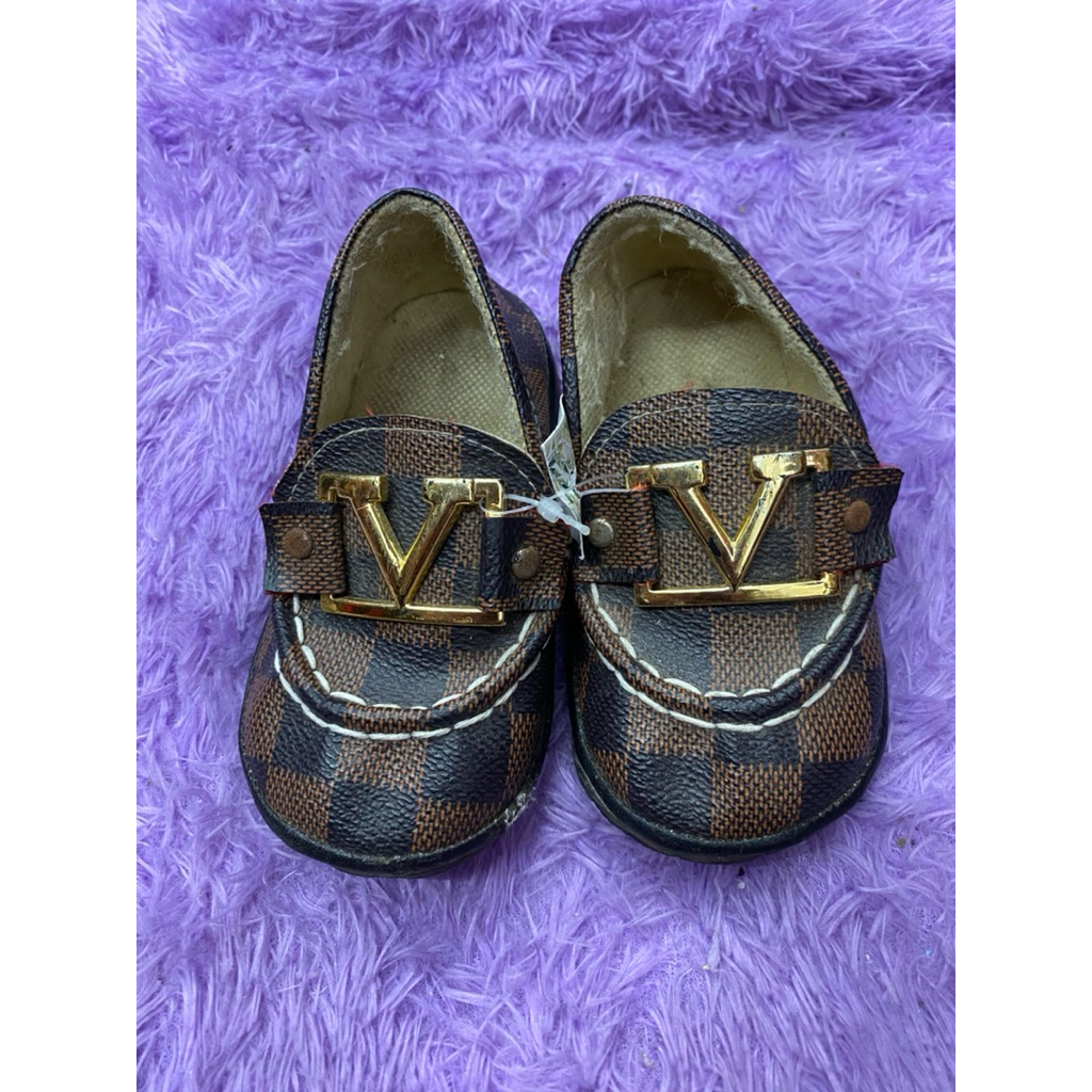 PL sepatu anak cewek coklat ukuran 24
