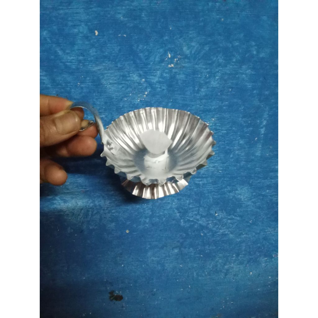 Lampu damar minyak goreng/Lampu damar kambang/Lampu ublik/Lampu hias unik/ Lampu emergency