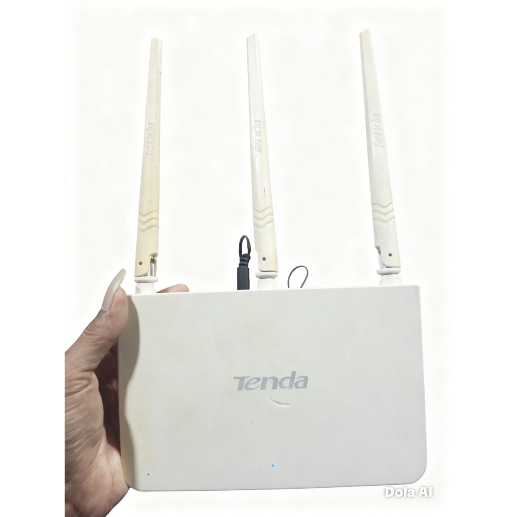 Router tenda f3