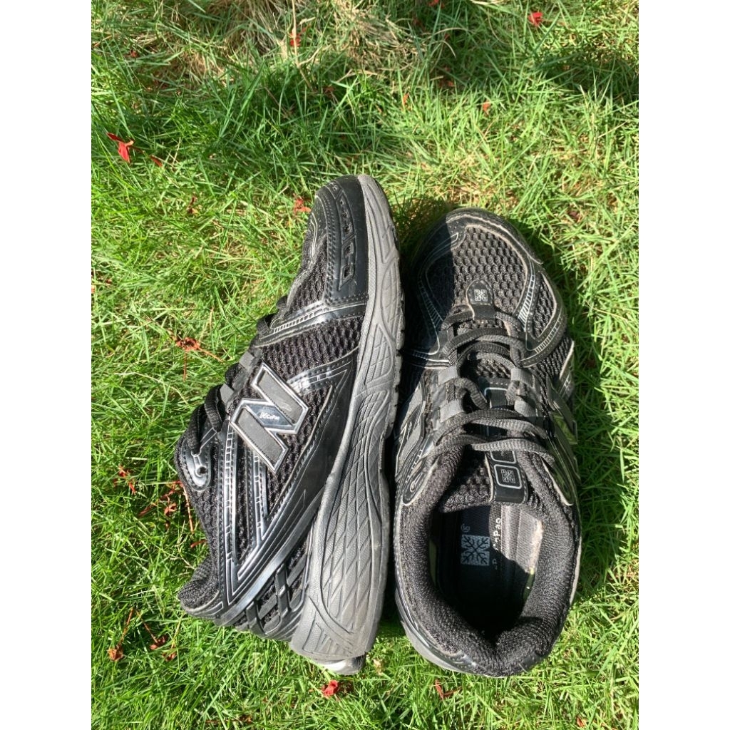 Nb 1906r