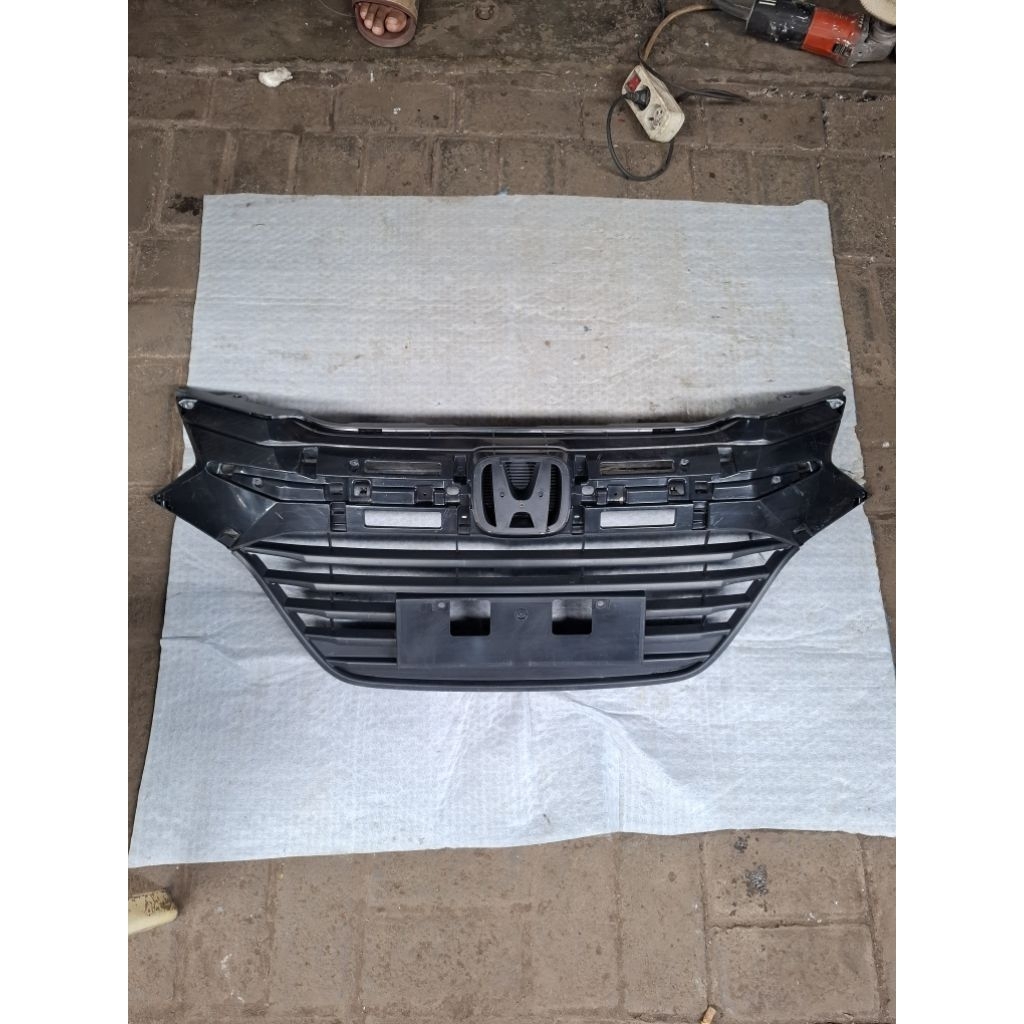 grill honda hrv 2015 2016 2017 original