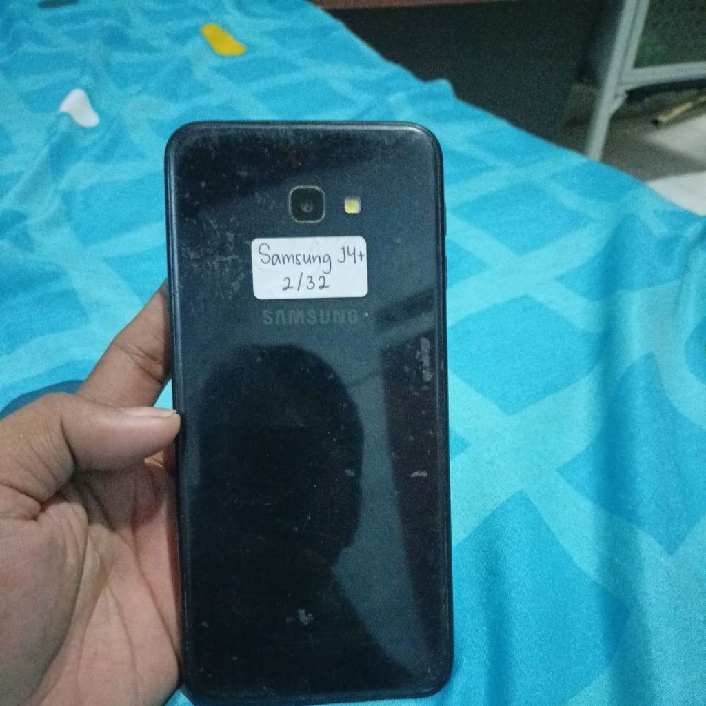 Samsung j4+ 2/32