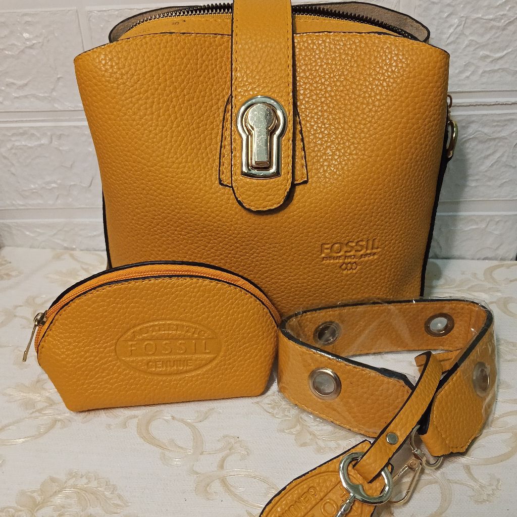 Tas Selempang Kulit Jeruk Warna Kuning