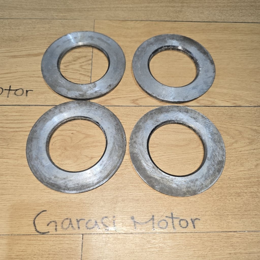 1 SET CENTER RING VALG PAJERO STRADA