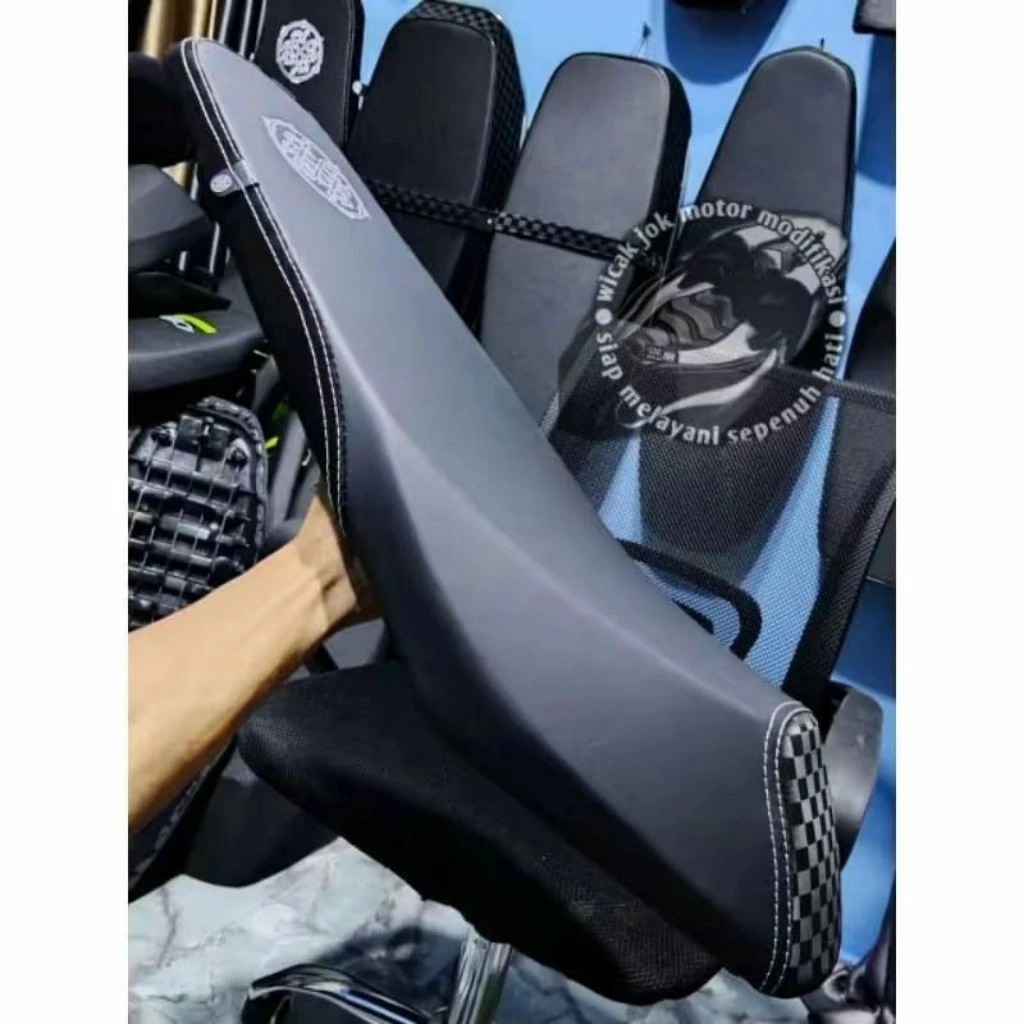 Jok motor RBT Vega ZR/RR arvi signature x catur 3D-jok RBT Vega ZR/RR