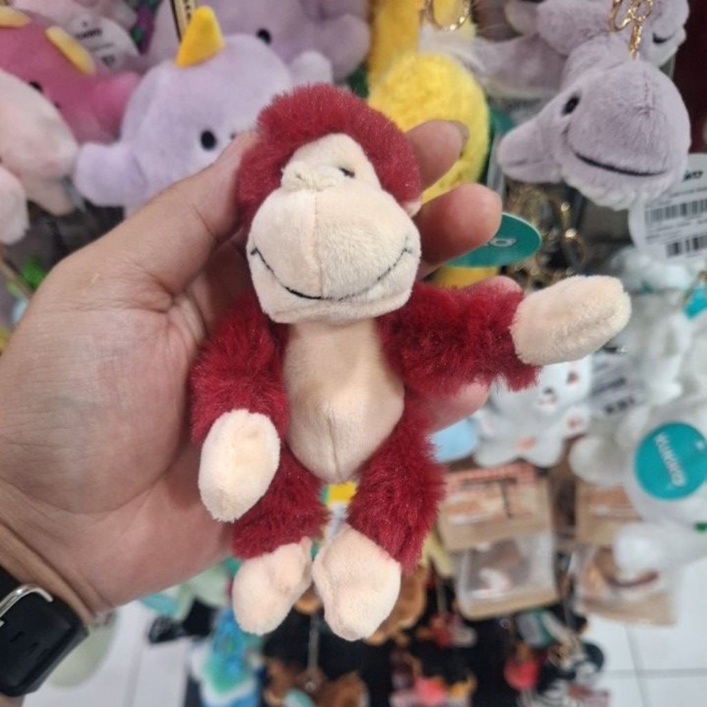 kukiko keychain plus monkey red