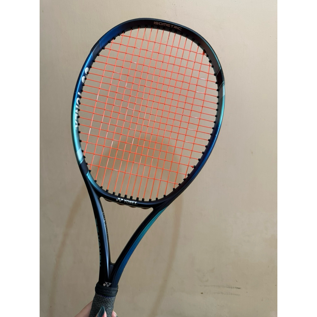 (PRELOVED) RAKET TENIS BEKAS YONEX EZONE 98L