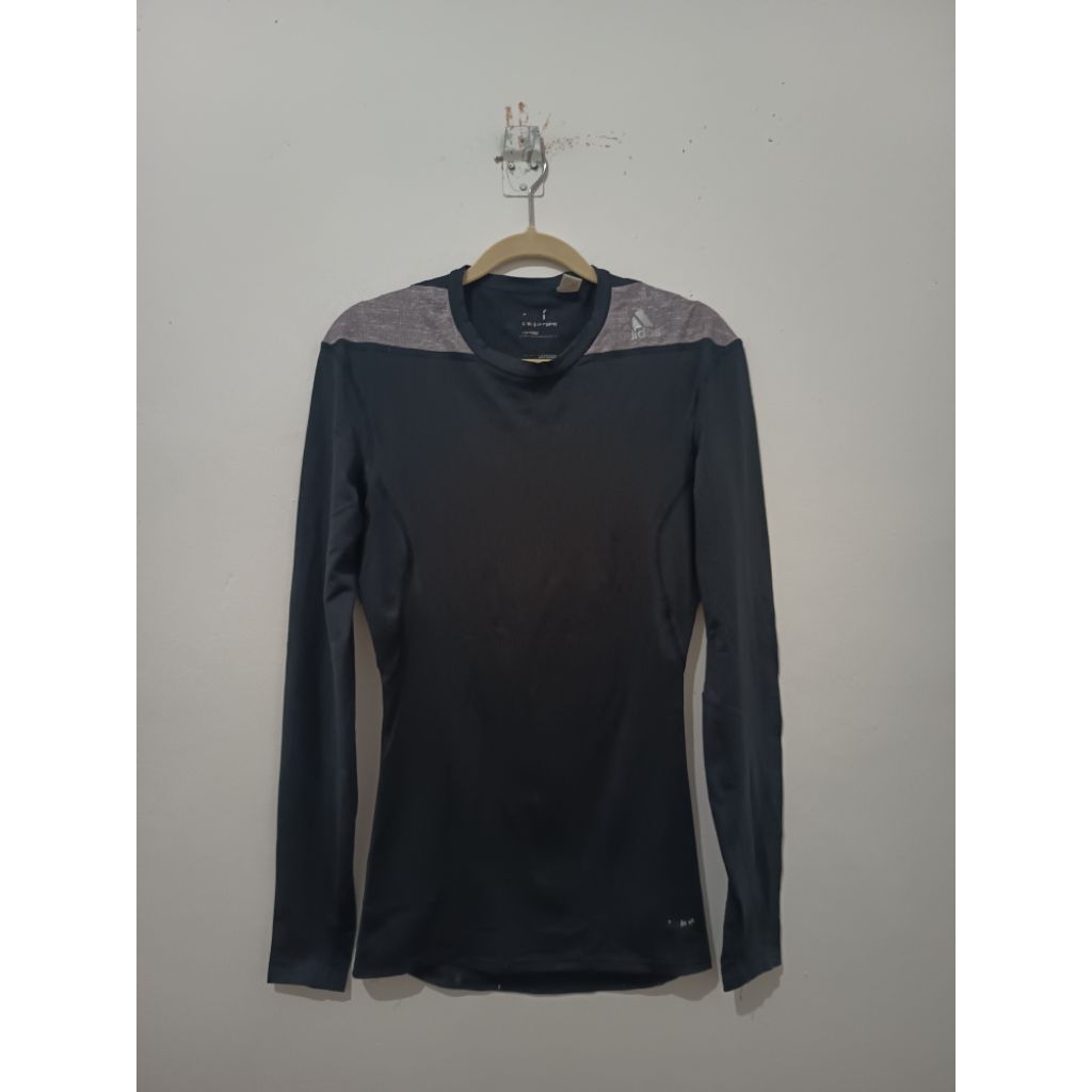 [PRELOVED] Baju olahraga pria/wanita baju baju olahraga adidas