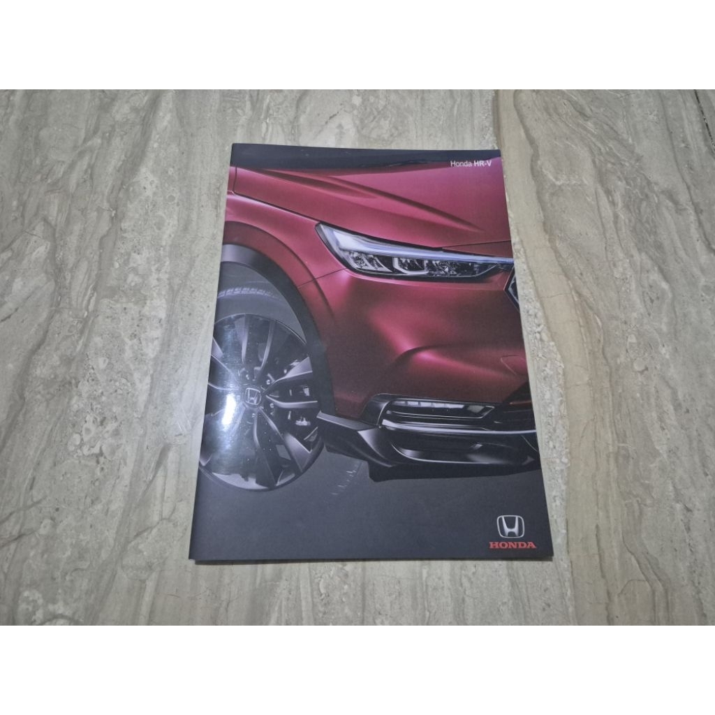 brosur katalog mobil honda hrv 2023 booklet buku