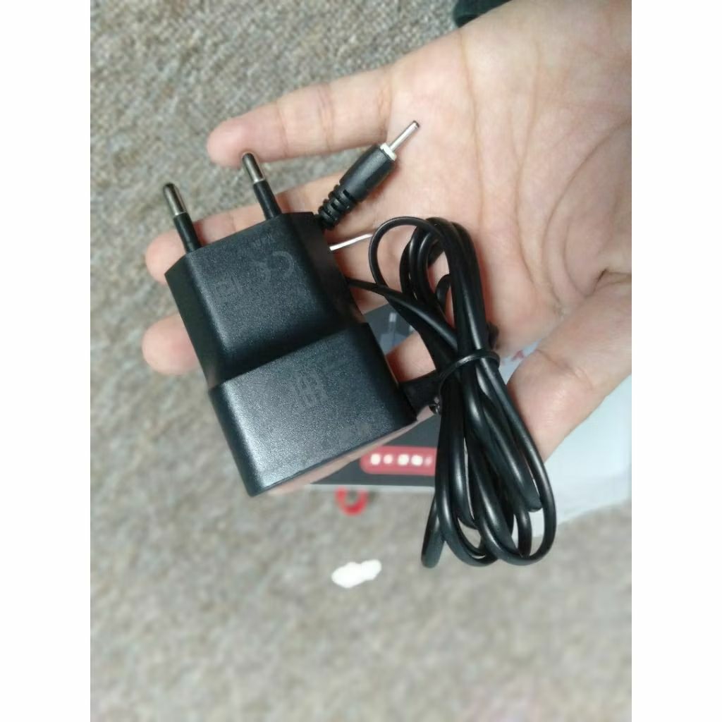 Charger kepala kecil nokia /Perloved charger kepala kecil nokia /PL casan Nokia jadul/ Perloved char