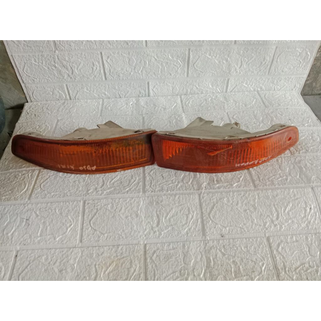 Sein Bemper (Kanan Kiri) Toyota Corona Absolute ST190 1.6