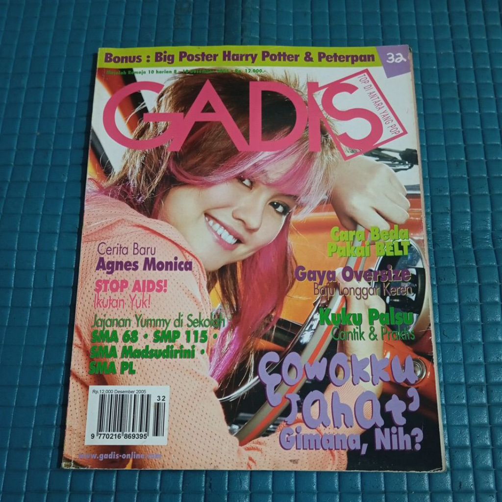 Majalah GADIS 32 / 8-16 Desember 2005 / Sampul: Agnes Monika / lihat semua gambar