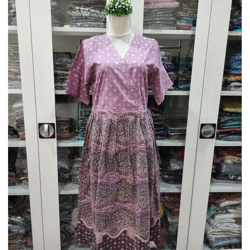 Dres wanita kekinian by.omah batik hesa