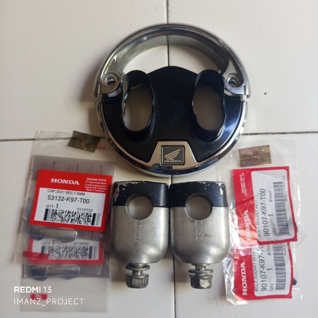 Post Comp Dudukan Stang PCX 150 Set - Original AHM
