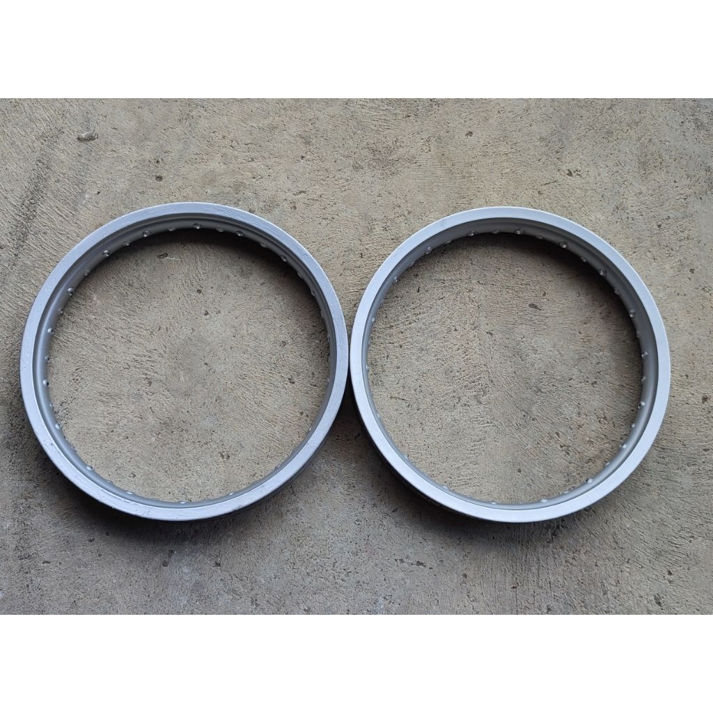 VELG ROSSI ITALY DAN ROSSI LAWAS SIZE 185 RATA RING 17 KONDISI SIAP PAKAI