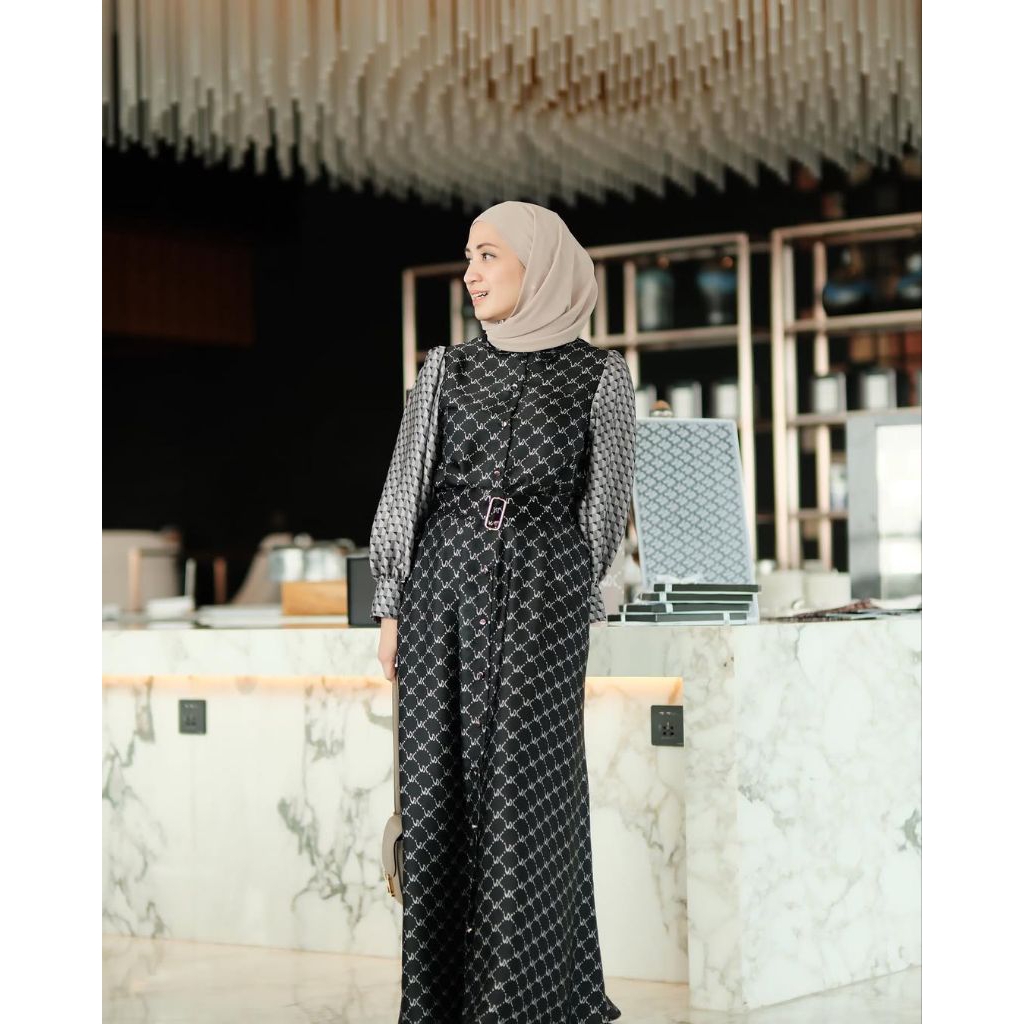Vanilla Hijab GORGEOUS DRESS BLACK SIZE S | DRESS LEBARAN DRESS KONDANGAN