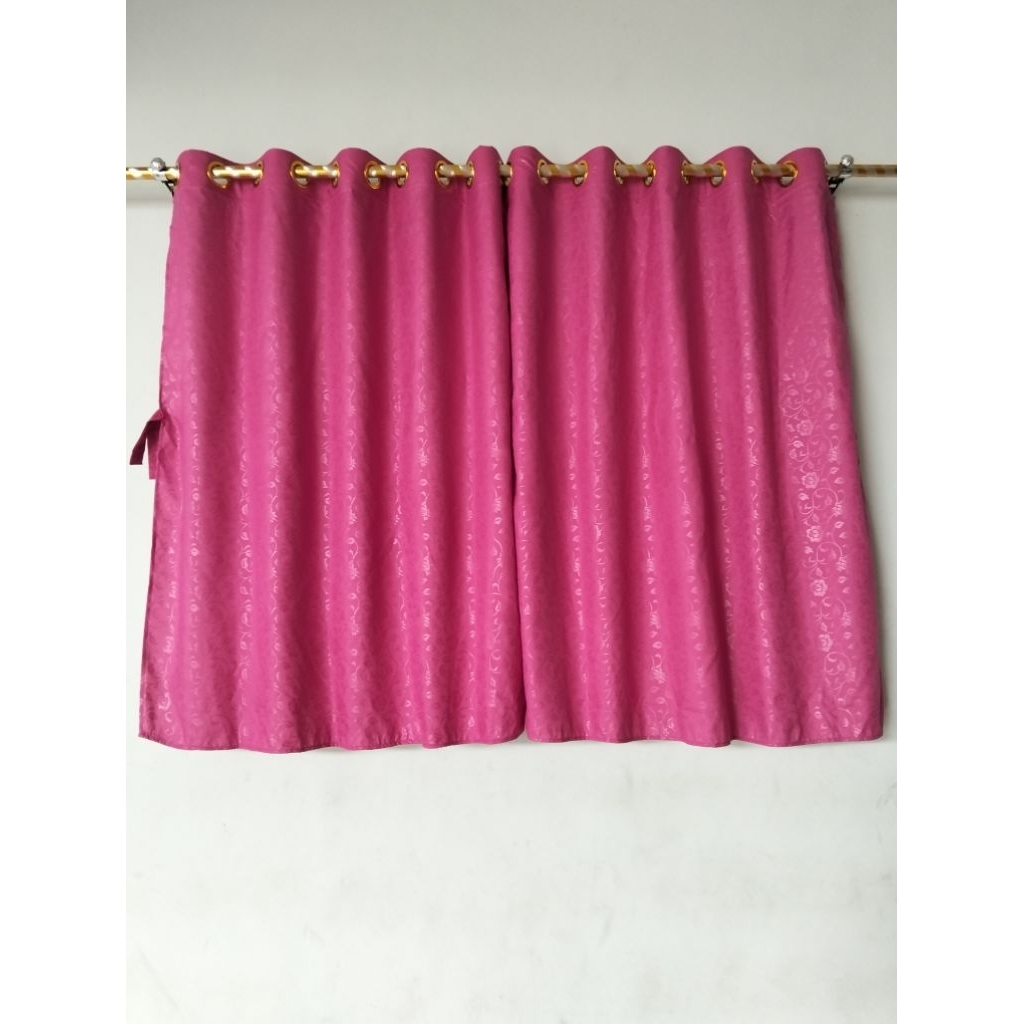 Gorden jendela pendek pink fanta