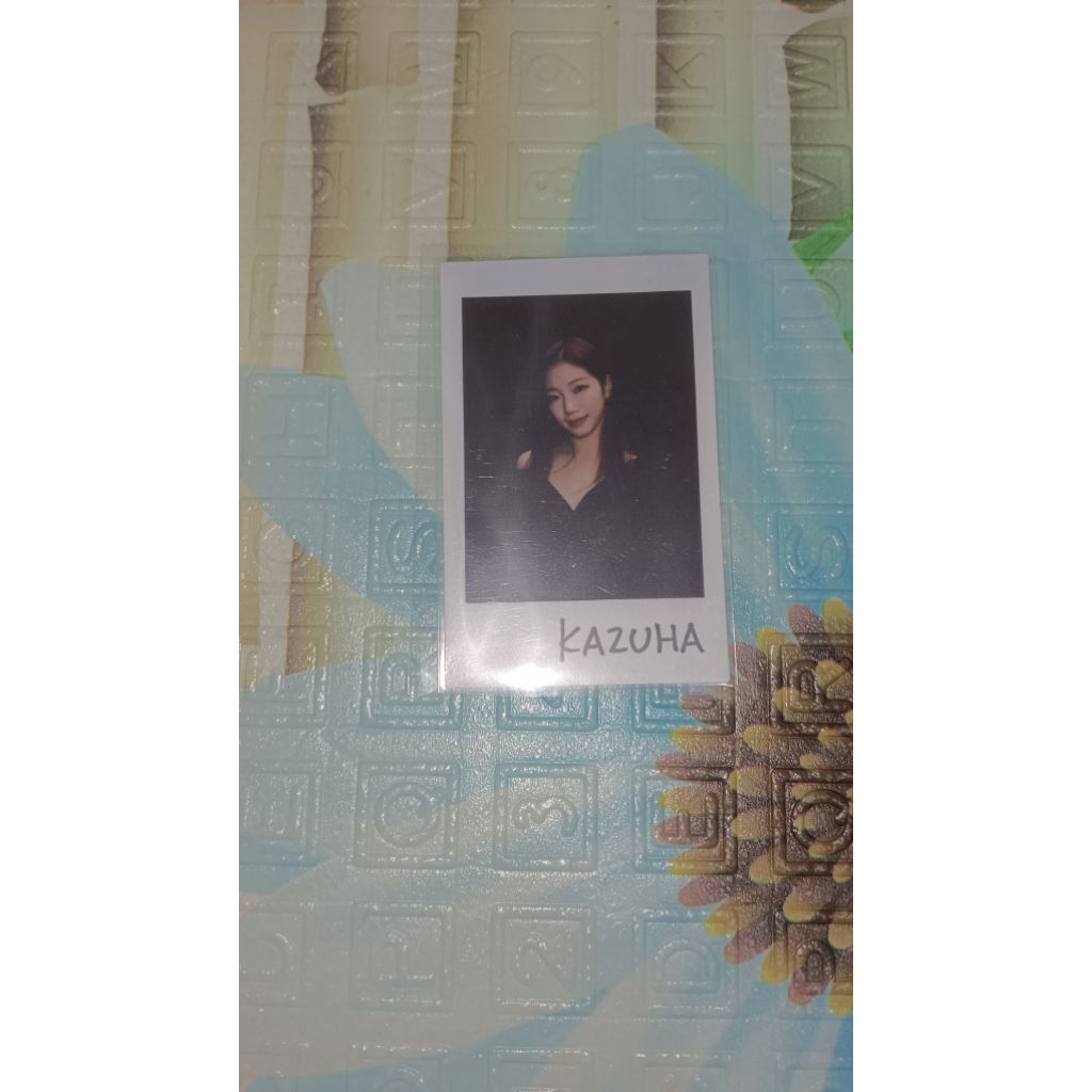 PHOTOCARD KAZUHA LE SSERAFIM POLA 1ST MD FEARLESS OFFICIAL